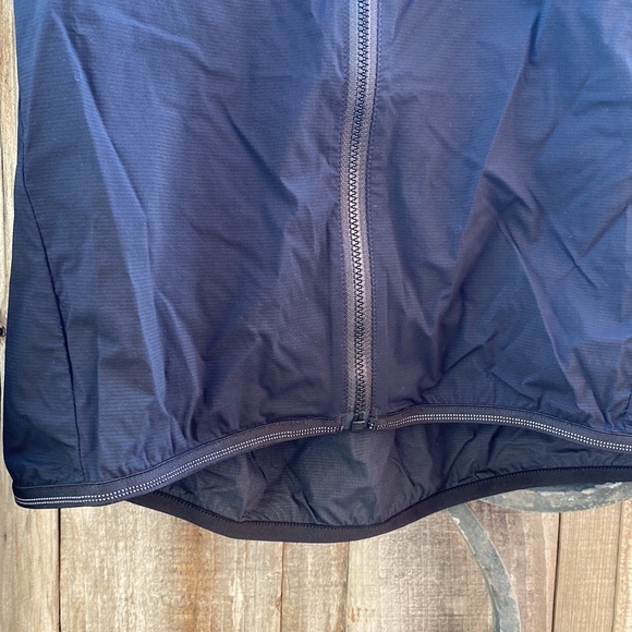 Specialized Women’s LARGE Deflect SWAT jacket black - Picture 6 of 15